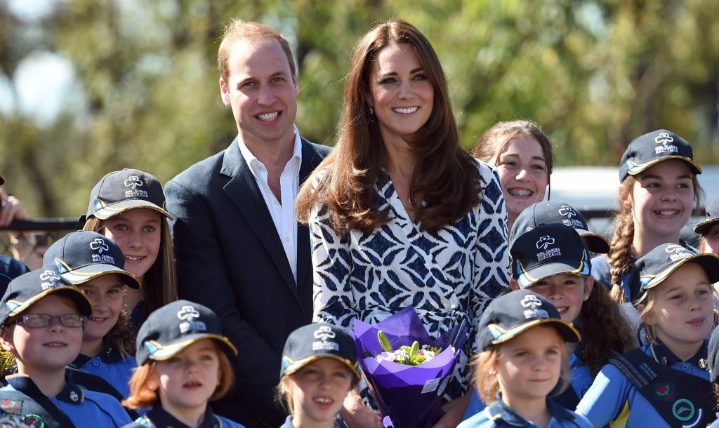 epa04169723 Britain's Prince William (centre L) and his wife Catherine (centre R) meet with girl guides at Winmalee, an area in the Blue Mountains heavily affected by bushfires, on April 17, 2014. The royal couple and their son Prince George are on a three-week tour of New Zealand and Australia. EPA/WILLIAM WEST epa04169723 Britain's Prince William (centre L) and his wife Catherine (centre R) meet with girl guides at Winmalee, an area in the Blue Mountains heavily affected by bushfires, on April 17, 2014. The royal couple and their son Prince George are on a three-week tour of New Zealand and Australia. EPA/WILLIAM WEST